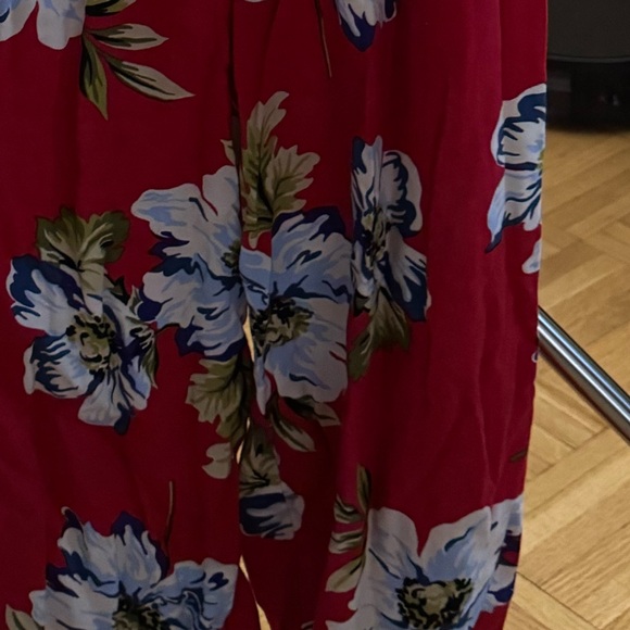 B.O.G Collective beautiful floral strapless jumpsuit - Picture 4 of 4